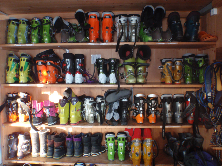Boot room etiquette = a tricky skill to master | Yolanda Carslaw