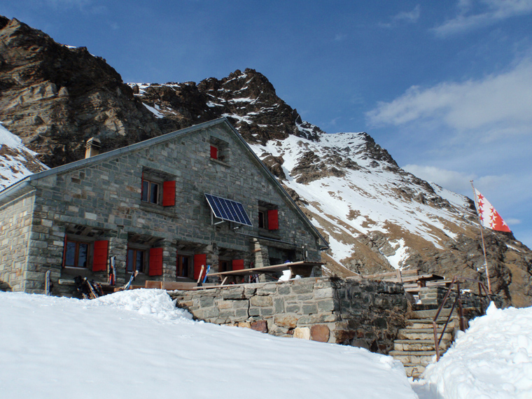 The Schönbiel Hut near Zermatt |Yolanda Carslaw
