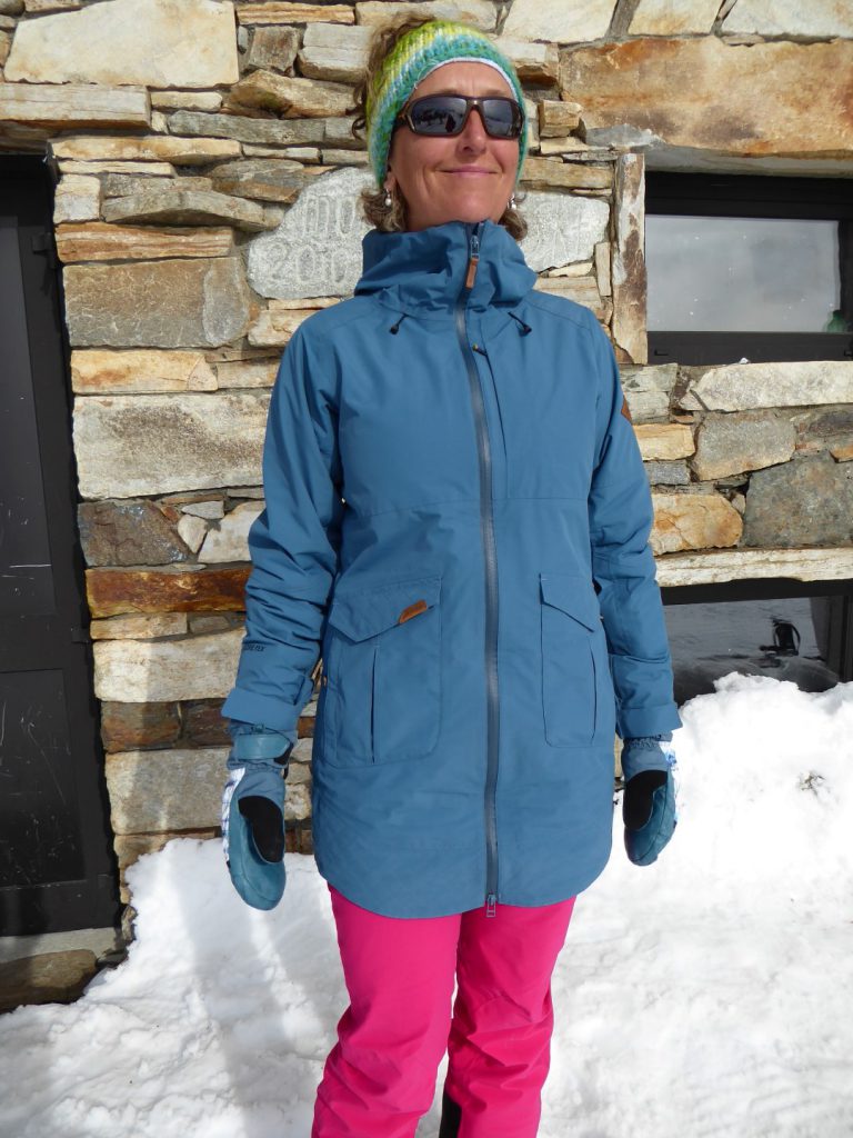 We like the long length of Dakine's Silcox ski jacket