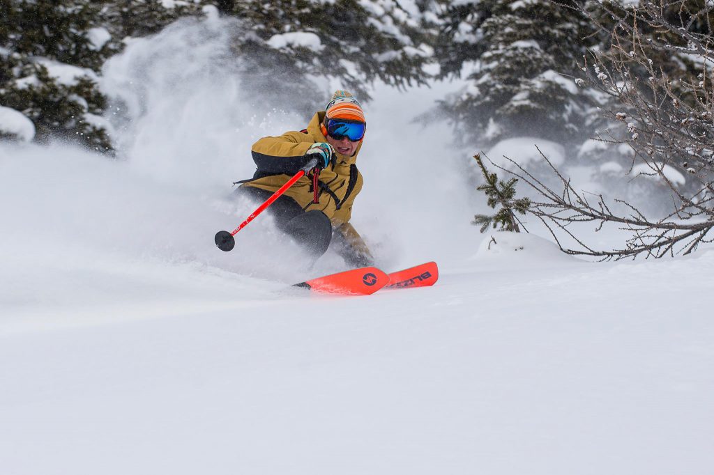 Surfing powder on the 2018 Blizzard Spur ski