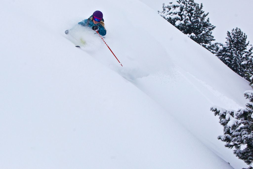 Amy Marwick tests the 2018 Völkl Aura ski