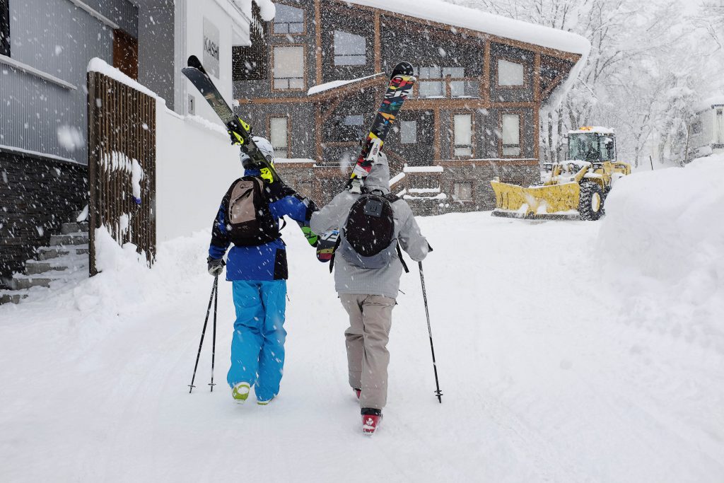 Going skiing on a shoestring budget in Niseko, Japan
