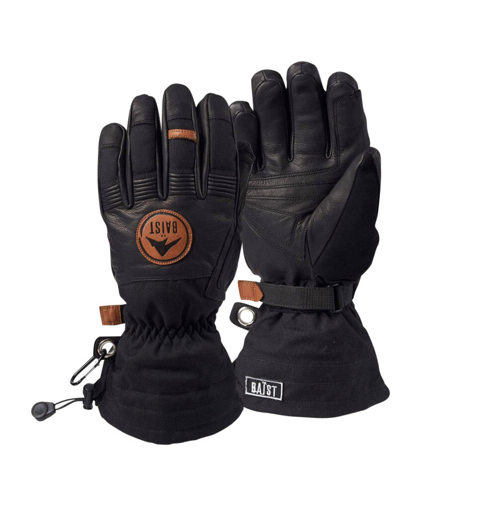 black ski gloves
